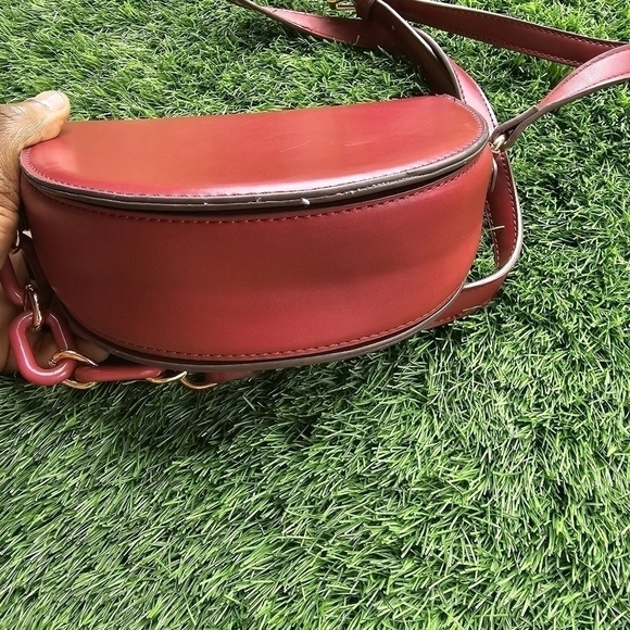 Nikky womens mini bag cross body gorgeous bag, color red  width 8, length 7inche - Picture 8 of 11